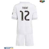 Otroški Nogometni dresi Real Madrid Alexander-Arnold #12 Domači 2025-26 Kratek Rokav (+ Kratke hlače)